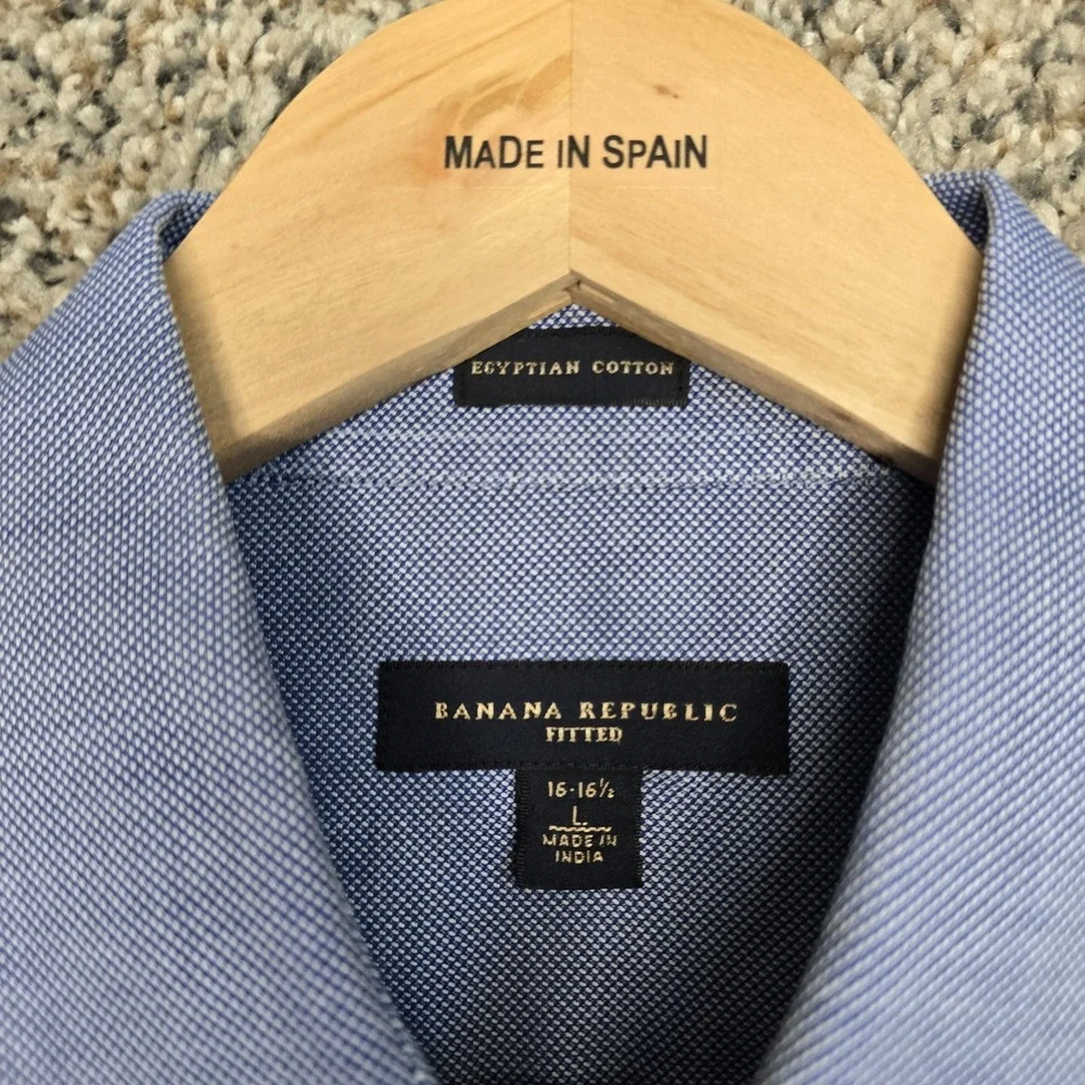 Banana Republic Dress Shirt Mens 16-16.5 Large Blue Egyptian Cotton‎ Fitted